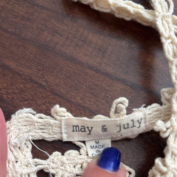 Delicate Crochet & Lace Cream Camisole - Picture 2 of 3